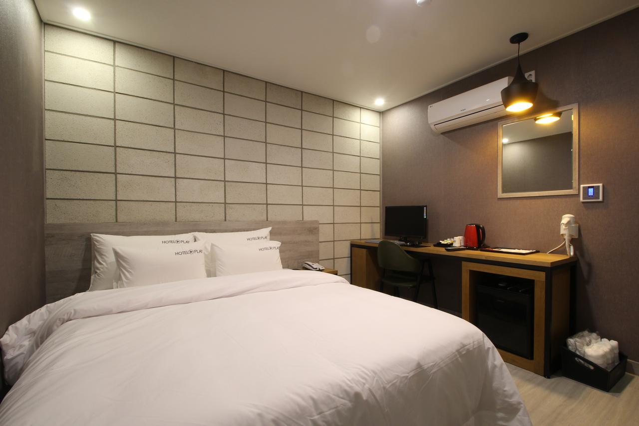 Hotel Play Pohang Exteriör bild