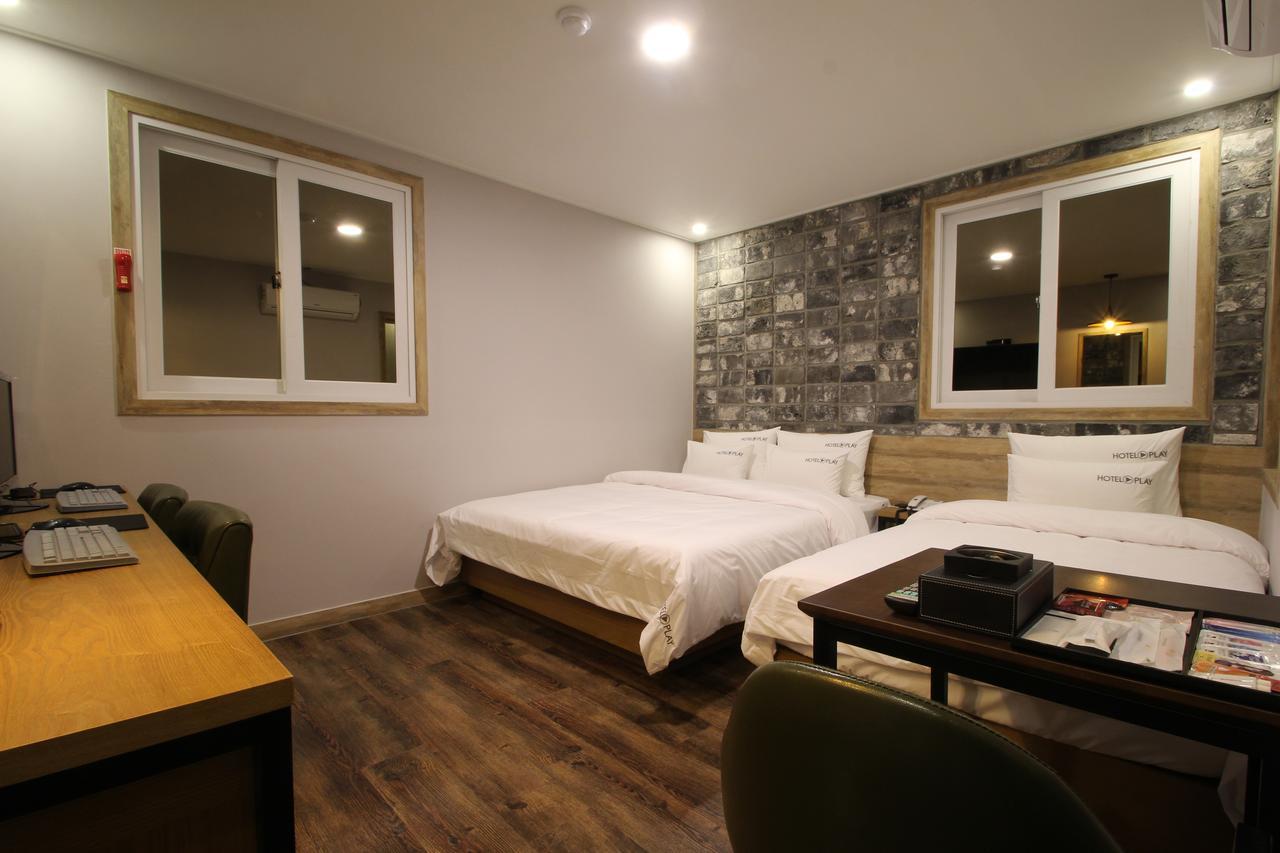 Hotel Play Pohang Exteriör bild